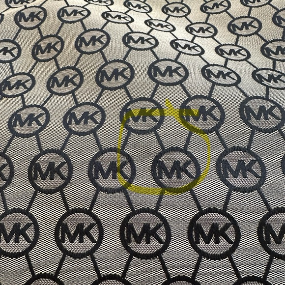 Michael Kors MK Signature Jet Set Tote Bag Large Purse Black / Brown - Picture 8 of 9